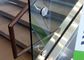 Перила лестницы металла канала коммерчески здания алюминиевые стеклянные прокладывая рельсы у