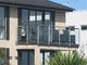 Дизайн балкона палубы балясины поручня Морден стеклянными прокатанный перилами внешний