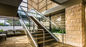 Дизайн балюстрады лестницы перил канала современного домашнего стеклянного поручня алюминиевый у панели